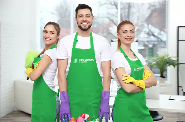Bond Cleaning Gold Coast professionals ready to offer stress-free cleaning services